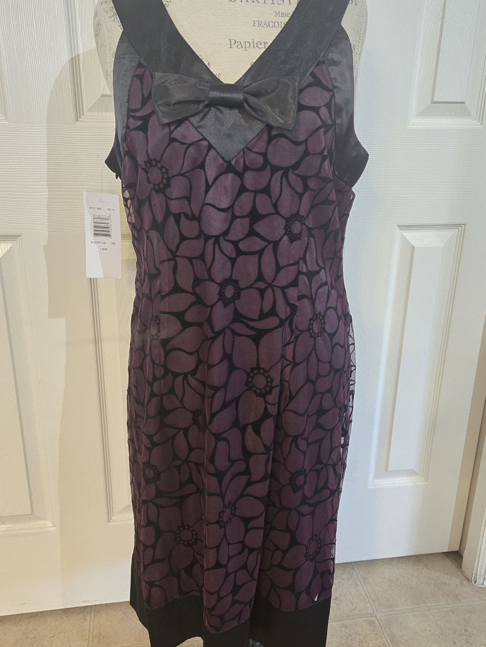 Robbie Bee Purple and Black Floral Bow-Accent Sleeveless Dress